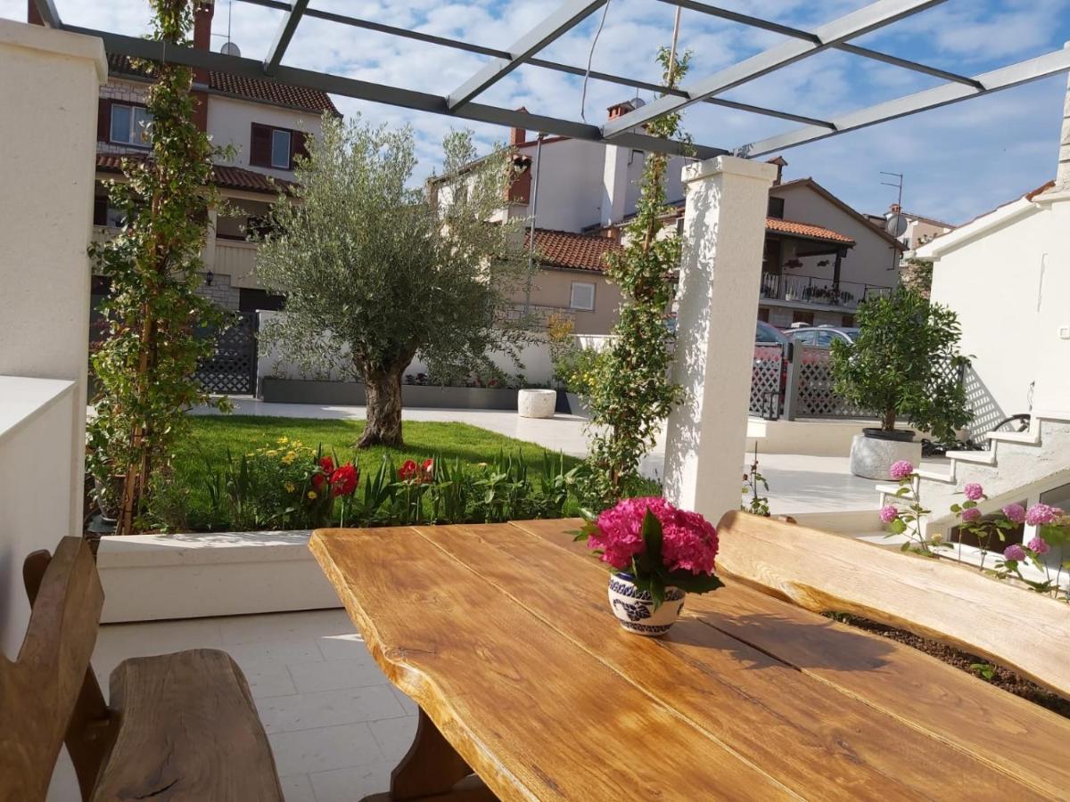 Apartamento Haus Silvia Rovinj Exterior foto